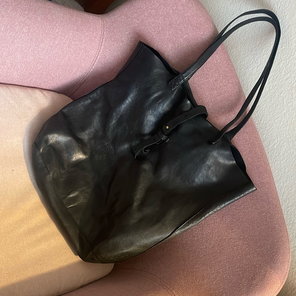 Monserat De Lucca leather purse